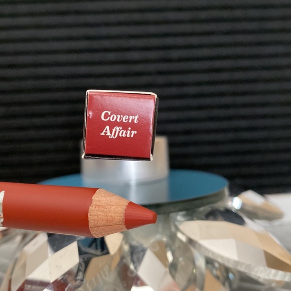 Buxom Other - Plumpline Lip Liner in COVERT AFFAIR